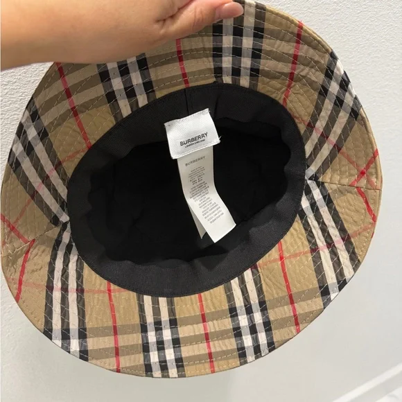 Burberry Classic Check Bucket Hat in Tan and Black - www  display picture 1